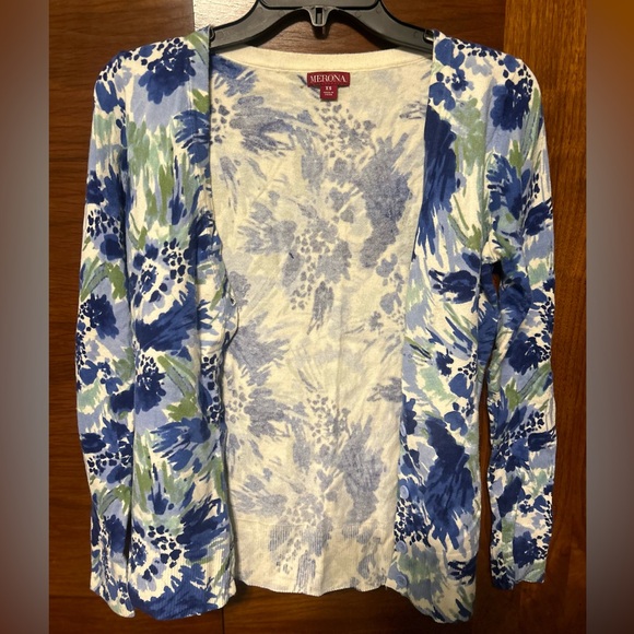 Merona flowered, button up v-neck cardigan, XS - Picture 6 of 6